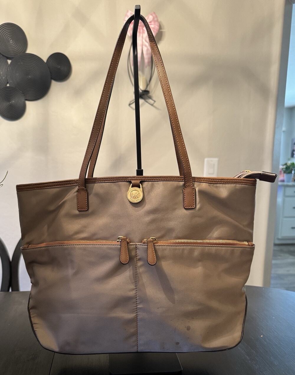 MICHAEL KORS Kempton Nylon Pocket Tote Bag